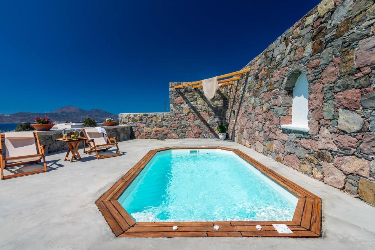 Petra Residence Mini Pool Spa 아다마스 외부 사진