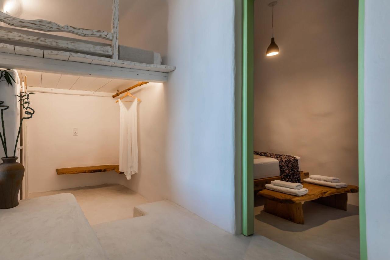 Petra Residence Mini Pool Spa 아다마스 외부 사진
